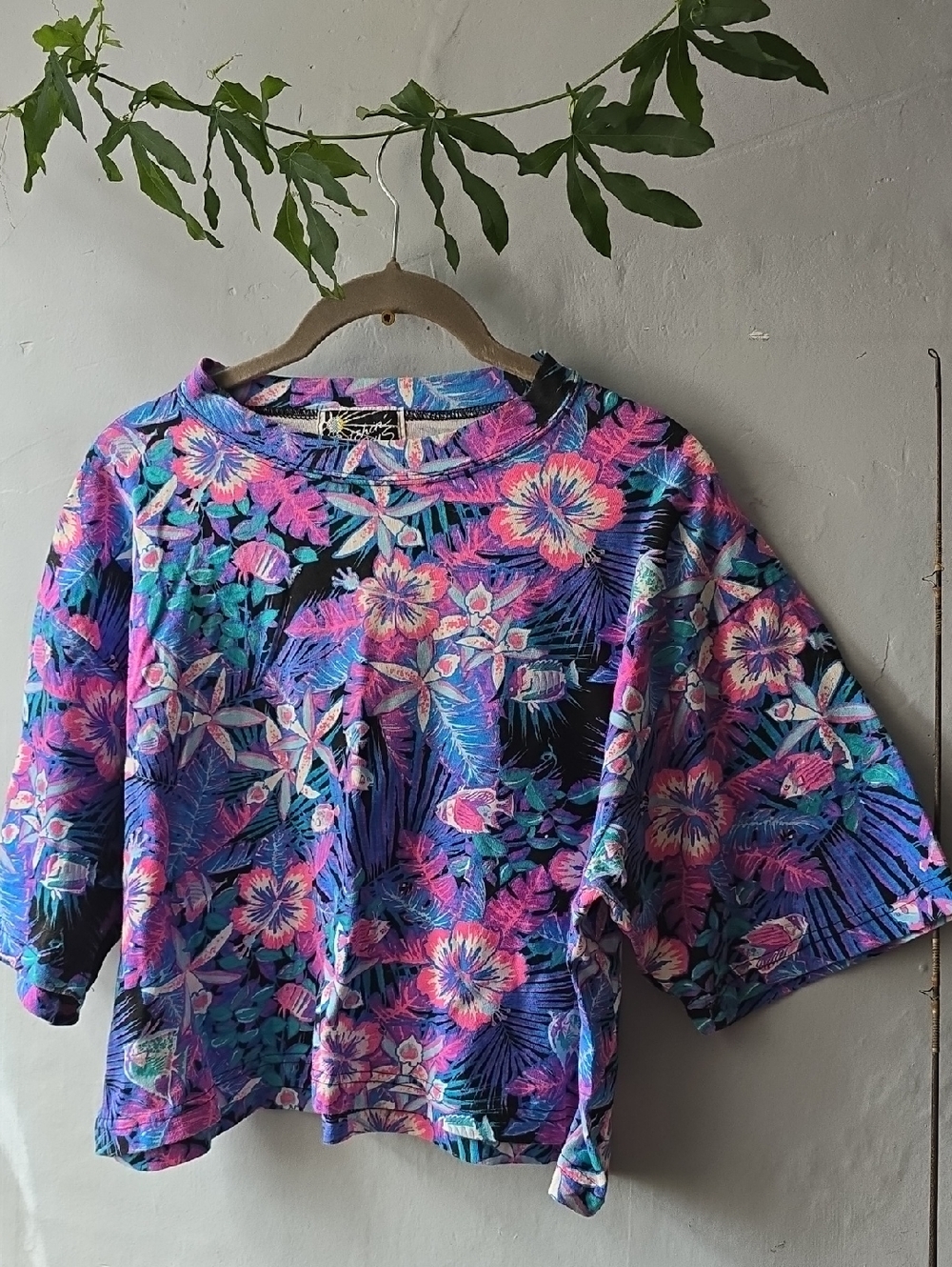 Vintage 80s Catchin Rays Neon Resort Beach FISH PALM Boxy Crop Top One Size